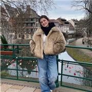 Profesora bilingüe de francés con experiencia,para niños, adolescentes y adultos.También conversación